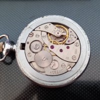 Колекционерски часовник Молния рядък модел, снимка 6 - Антикварни и старинни предмети - 39679512
