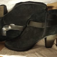 Дамски велурени обувки Nickels, снимка 1 - Дамски боти - 31105005