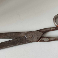 Стара шивашка ножица, снимка 5 - Антикварни и старинни предмети - 44526788