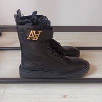 Стильни уникални ботинки ботуши, снимка 2 - Дамски боти - 40274869