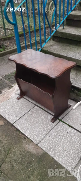 Поставка за вестници с плот, снимка 1