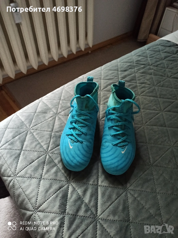 Футболни обувки Nike, снимка 1