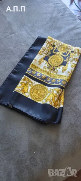 Копринен шал Cantarelli , снимка 1