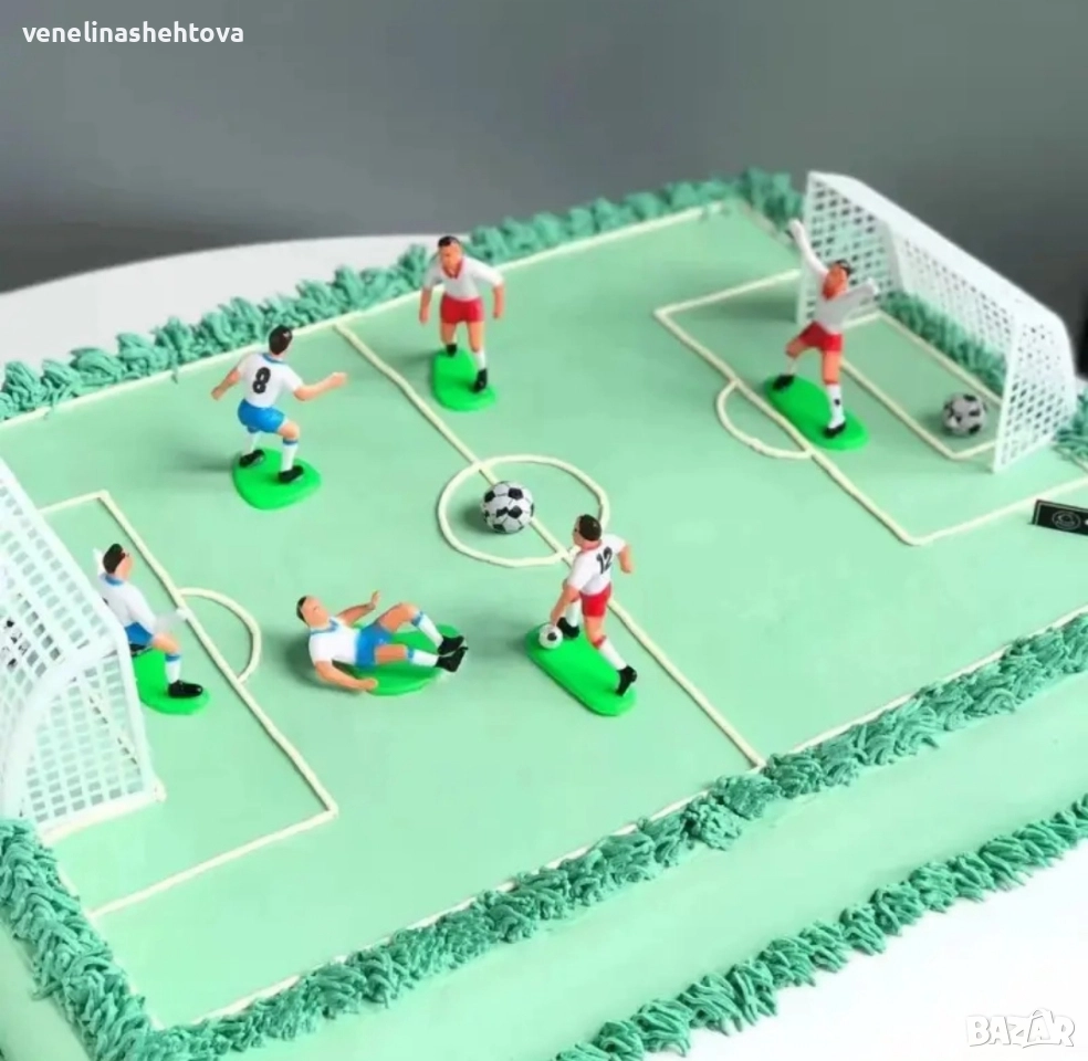 Комплект 9 броя футболисти фигурки футбол декорация торта , снимка 1