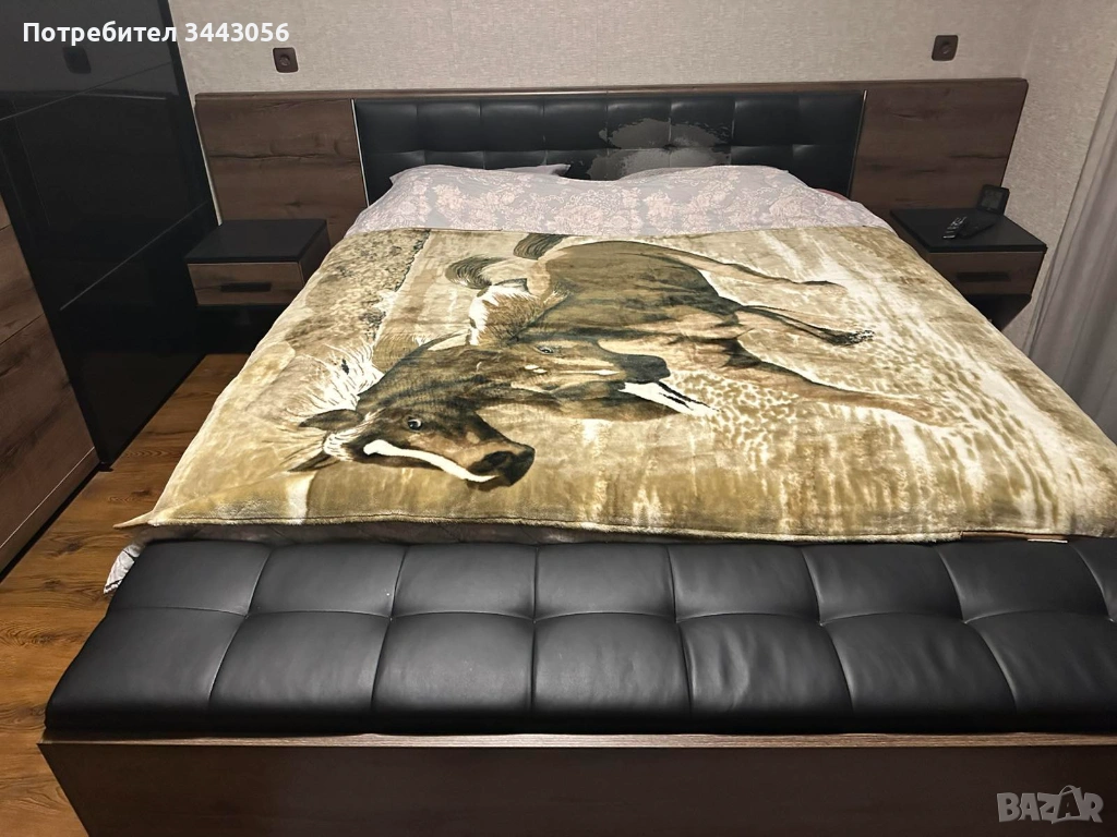 Продавам комплект спалня, гардероб,скрин и пейка, снимка 1