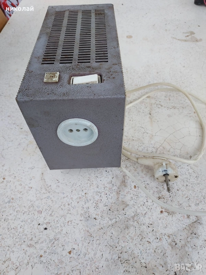 Стабилизатор на напрежение, снимка 1