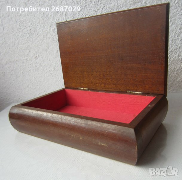 дървена стара красива кутия с дърворезба, снимка 1