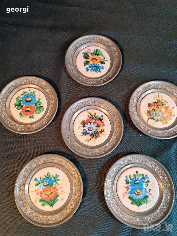 порцеланови чинийки с цветя и калаен обков 30/6, снимка 1