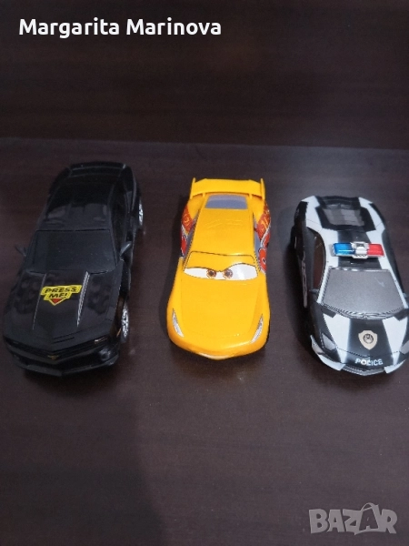 Коли, снимка 1