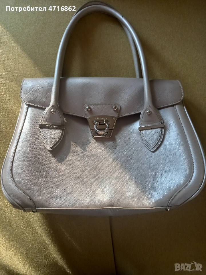 Salvatore Ferragаmo дамска чанта, снимка 1