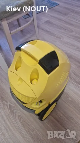 Прахосмукачка с воден филтър Karcher DS 5500, снимка 2 - Прахосмукачки - 55953044