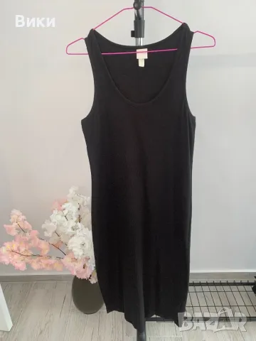 Рипсена рокля в размер М, снимка 2 - Рокли - 49301638