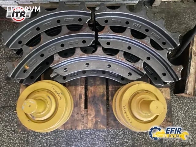 Ходова част - Вериги, Ленивци, Ролки и Звездочки за Булдозери и Багери, снимка 13 - Индустриална техника - 50355687