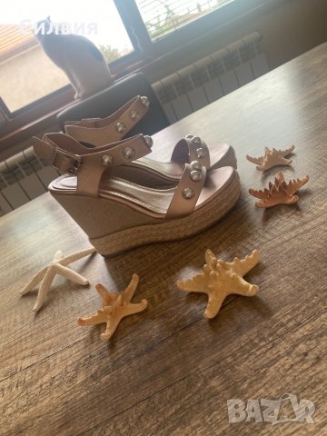 Ефектни сандали на платформа, снимка 2 - Дамски ежедневни обувки - 33729024