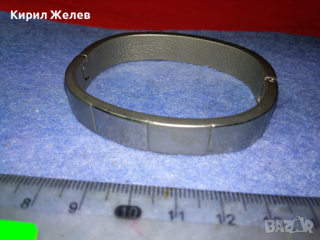 СТИЛНА СРЕБРИСТА ФЕШЪН АРТ ГРИВНА от НЕРЪЖДАЕМА БЛАГОРОДНА СТОМАНА 44155, снимка 11 - Гривни - 44756135