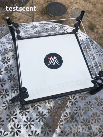 Ринг за кеч фигурки и играчки WWE WrestleMania Spring Loaded Wrestling Ring by Mattel – 14", снимка 4 - Фигурки - 56089583