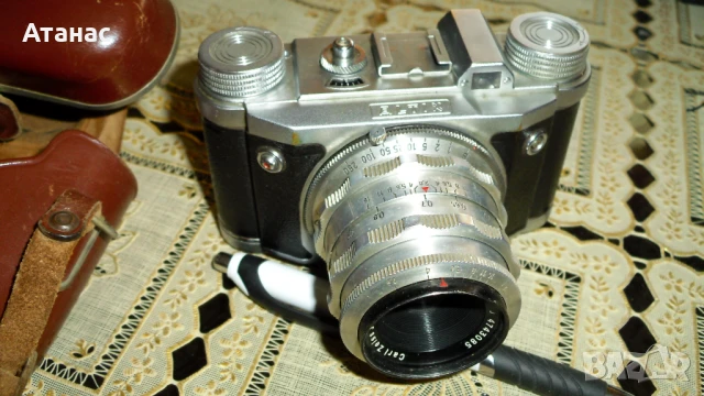 РЯДЪК НЕМСКИ ФОТОАПАРАТ - ALTIX с обектив Carl Zeiss Jena Tessar 2.8 / 50.и светкавица , снимка 2 - Фотоапарати - 50803770