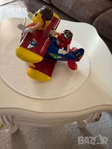 M&M самолет за бонбони колекционерски , снимка 4 - Колекции - 50875273