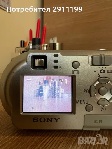 Фотоапарат Sony 4,1Mp, снимка 4 - Фотоапарати - 50726381
