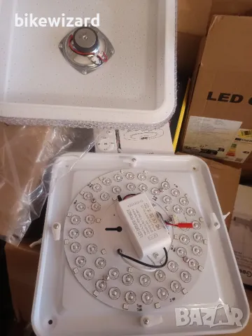 TOPBOS 30W LED таванна лампа с димируема светлина с Bluetooth високоговорител. 28х28 см. НОВА, снимка 8 - Други - 50336093