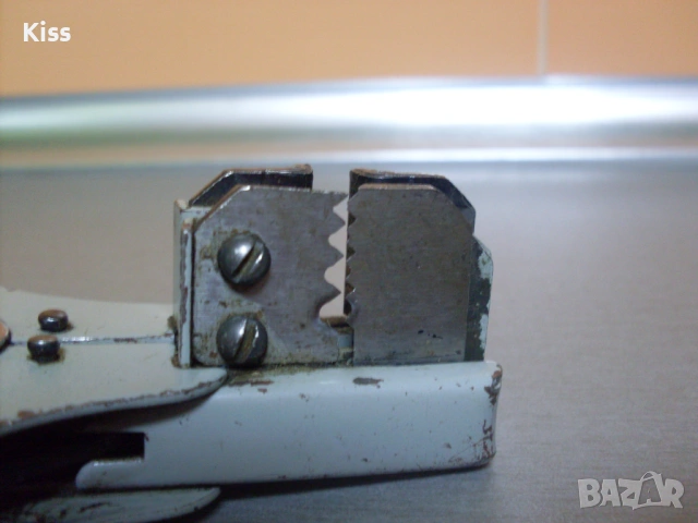 Клещи за оголване на кабели., снимка 2 - Клещи - 53938055