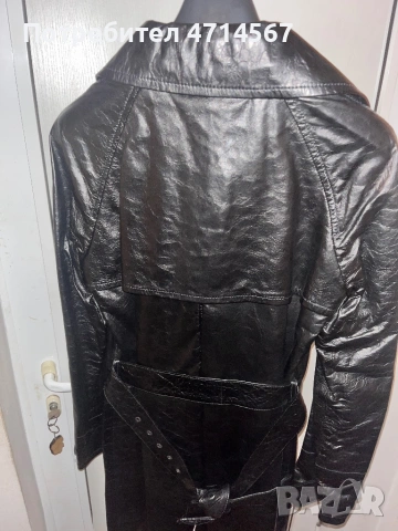 Кожено палто на Dolce & Gabanna, снимка 3 - Палта, манта - 53262422