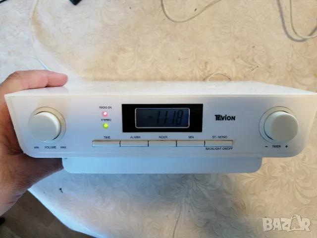 Радио-часовник за кухня TEVION, снимка 2 - Радиокасетофони, транзистори - 44594975