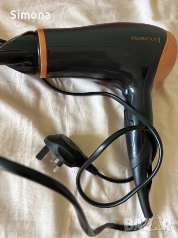 Remington hair dryer (сешоар)