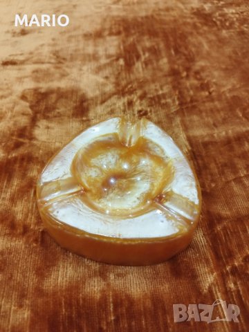 Продавам пепелник, снимка 2 - Антикварни и старинни предмети - 42145181