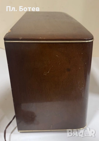 Старо радио Minerva Radiola 3, снимка 6 - Антикварни и старинни предмети - 53276831