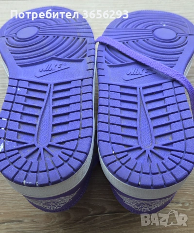 Автентични дамски Nike Air Jordan 1 в цвят лилаво. Размер 36.5, снимка 8 - Маратонки - 54012934