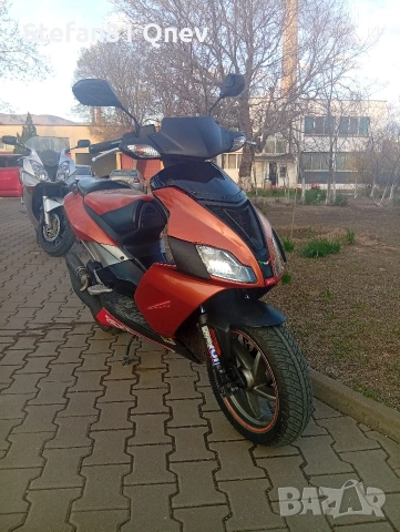 Скутер 50куб в отлично състояние , снимка 2 - Мотоциклети и мототехника - 54361311