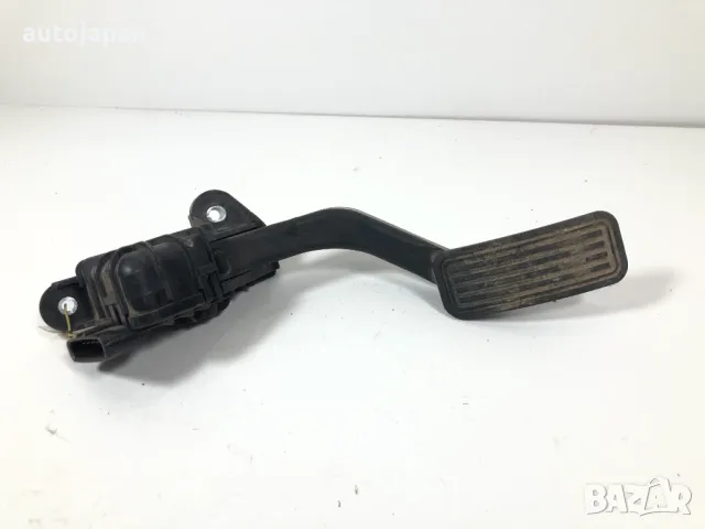Педал газ потенциометър Mazda 6 2.0D 143кс 2006г 1988003400