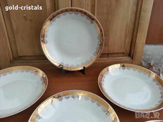 Порцелан Чехословакия сервиз за хранене чинии супник , снимка 6 - Антикварни и старинни предмети - 35089069