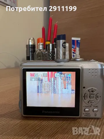 Фотоапарат Panasonic Lumix, снимка 3 - Фотоапарати - 48555608