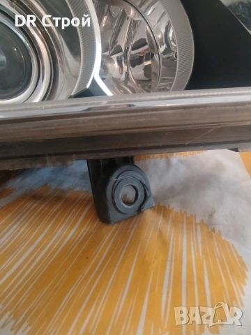 Десен фар Hella за Audi A6 C6 4F, снимка 2 - Части - 53131841