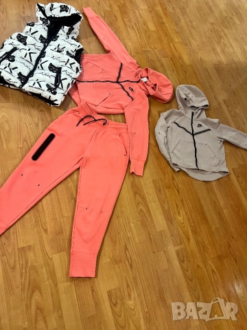 Nike Tech fleece 137-146 M 