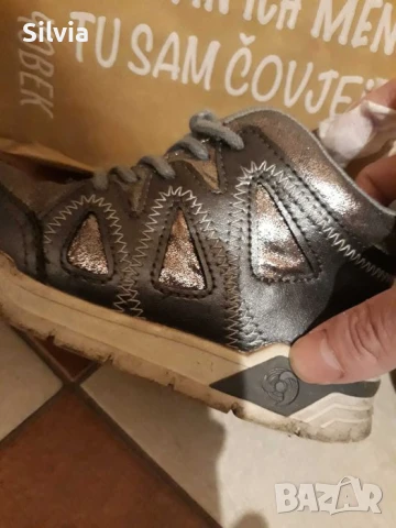 Детски обувки за момиче , снимка 2 - Детски обувки - 50600427