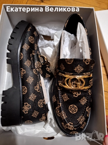 Оригинални дамски обувки Guess