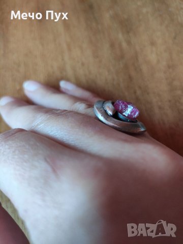 Стар сребърен пръстен с необработен рубин (10) , снимка 2 - Пръстени - 38590469
