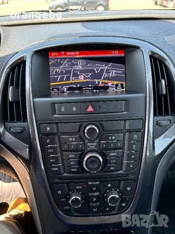 Opel Astra 2.0 CDTI, снимка 12 - Автомобили и джипове - 54218212