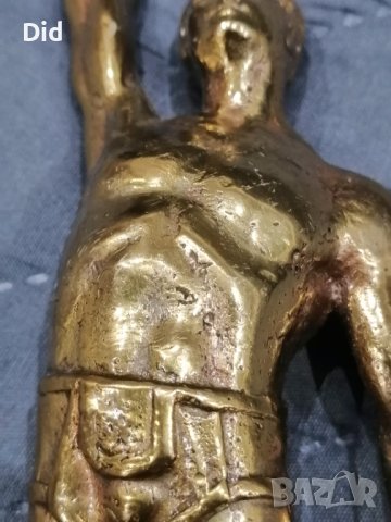 Бронзова стара статуетка пластика от социализма 22 см. , снимка 7 - Антикварни и старинни предмети - 39491631