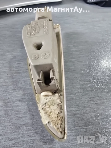 Мигач в калник десен 7171008 за BMW E70 E71 E72 X5 X6, снимка 4 - Части - 52072407