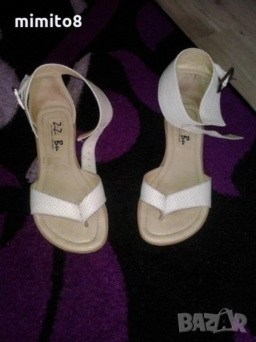 бели сандали от естествена кожа, снимка 2 - Сандали - 11718820