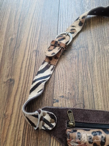 Малка кожена чанта тип портомоне , естествен косъм , снимка 3 - Чанти - 50826109