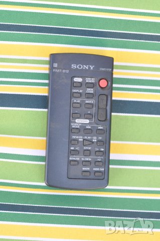 Оригинално дистанционно SONY RMT-812, снимка 1 - Чанти, стативи, аксесоари - 42481266