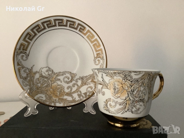 Чаша и чинийка порцелан позлата произведено в Германия отличен състояние 