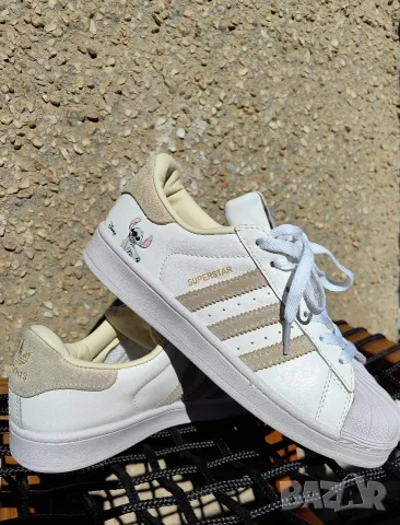 ЧИСТО НОВИ Лимитирани кецове Adidas Superstar x Disney (Lilo & Stitch)