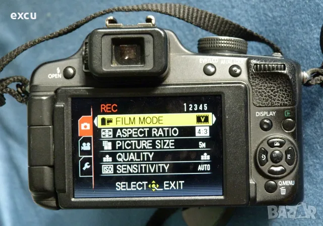 Фотоапарат Panasonic FZ-100, снимка 3 - Фотоапарати - 55751432