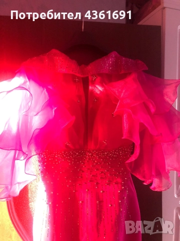 Продавам рокля   Размер 40 